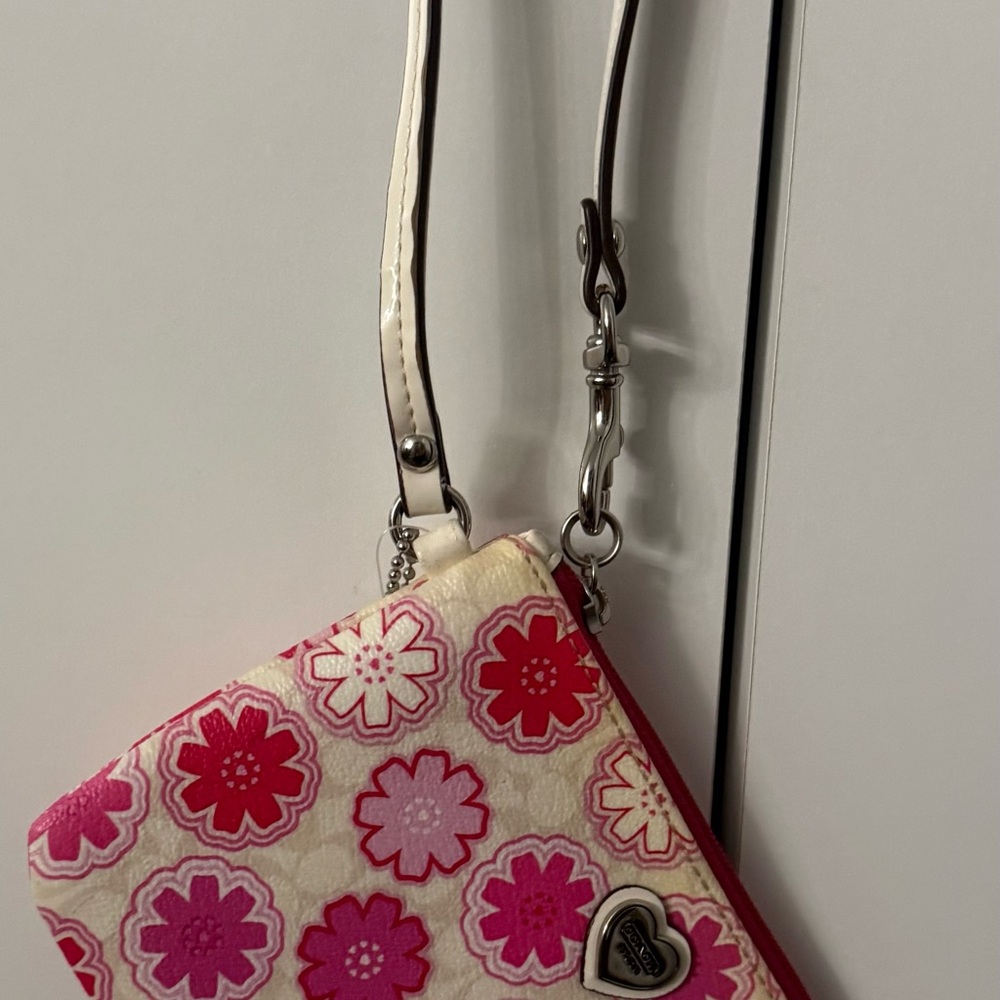 Floral Pink and White Wristlet